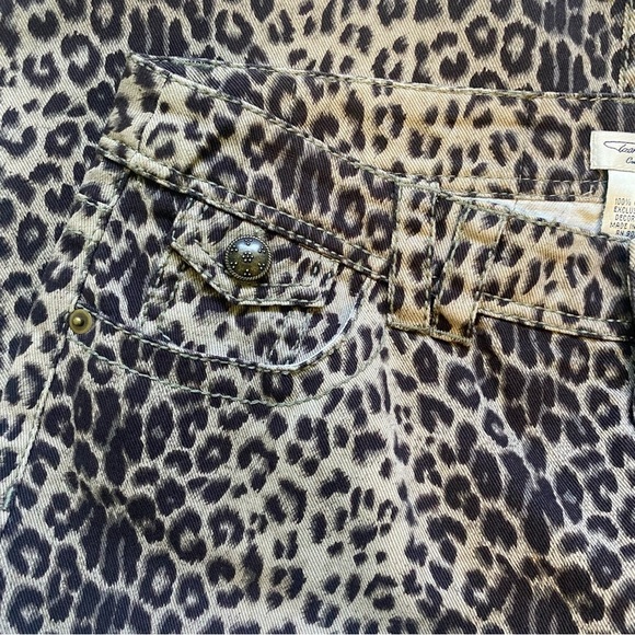 Tasha Polizzi Women’s Frayed Animal Print Jean Mini Skirt 100% Cotton Sz 6 - Picture 2 of 5